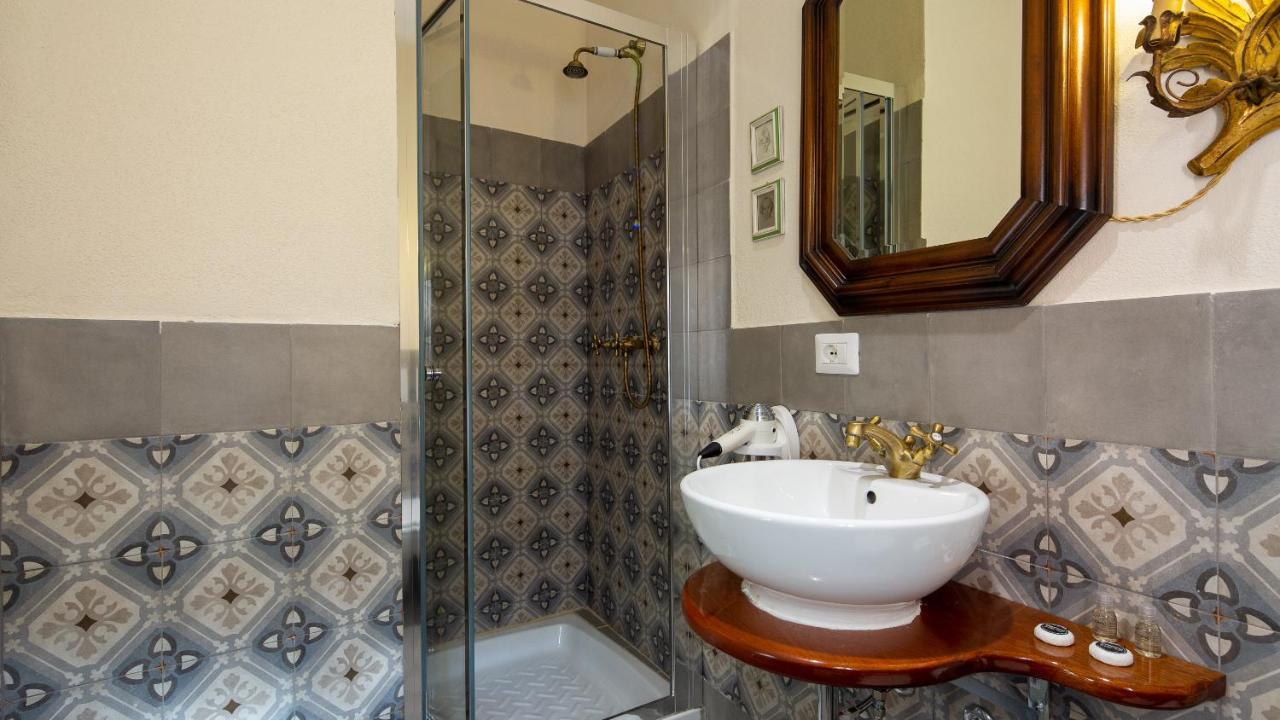 Casa Satta 1925 Otel Olbia Dış mekan fotoğraf