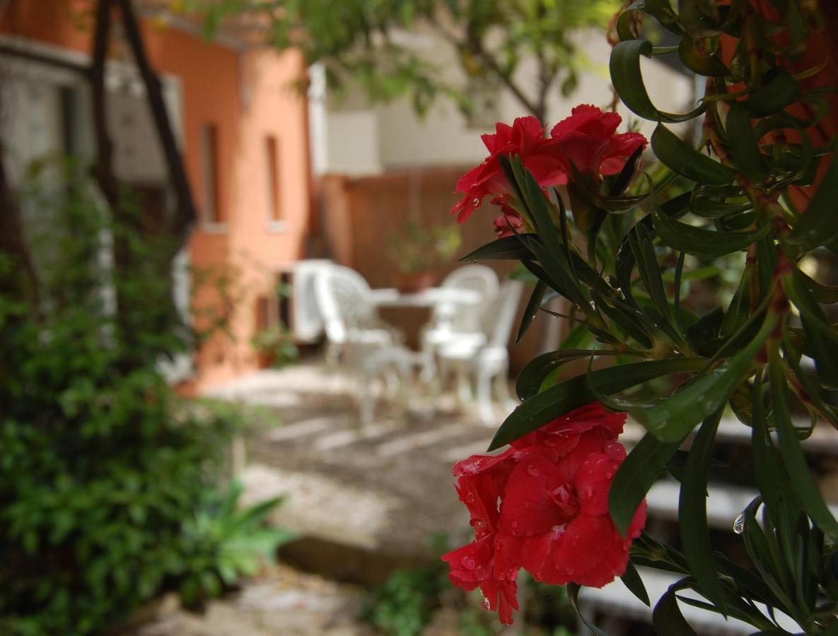 Casa Satta 1925 Otel Olbia Dış mekan fotoğraf